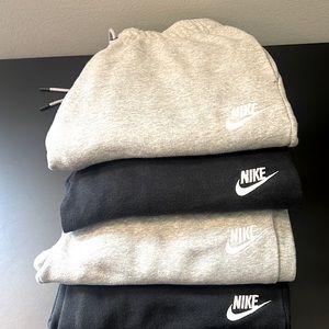 Small very good condition Nike sweatpants
